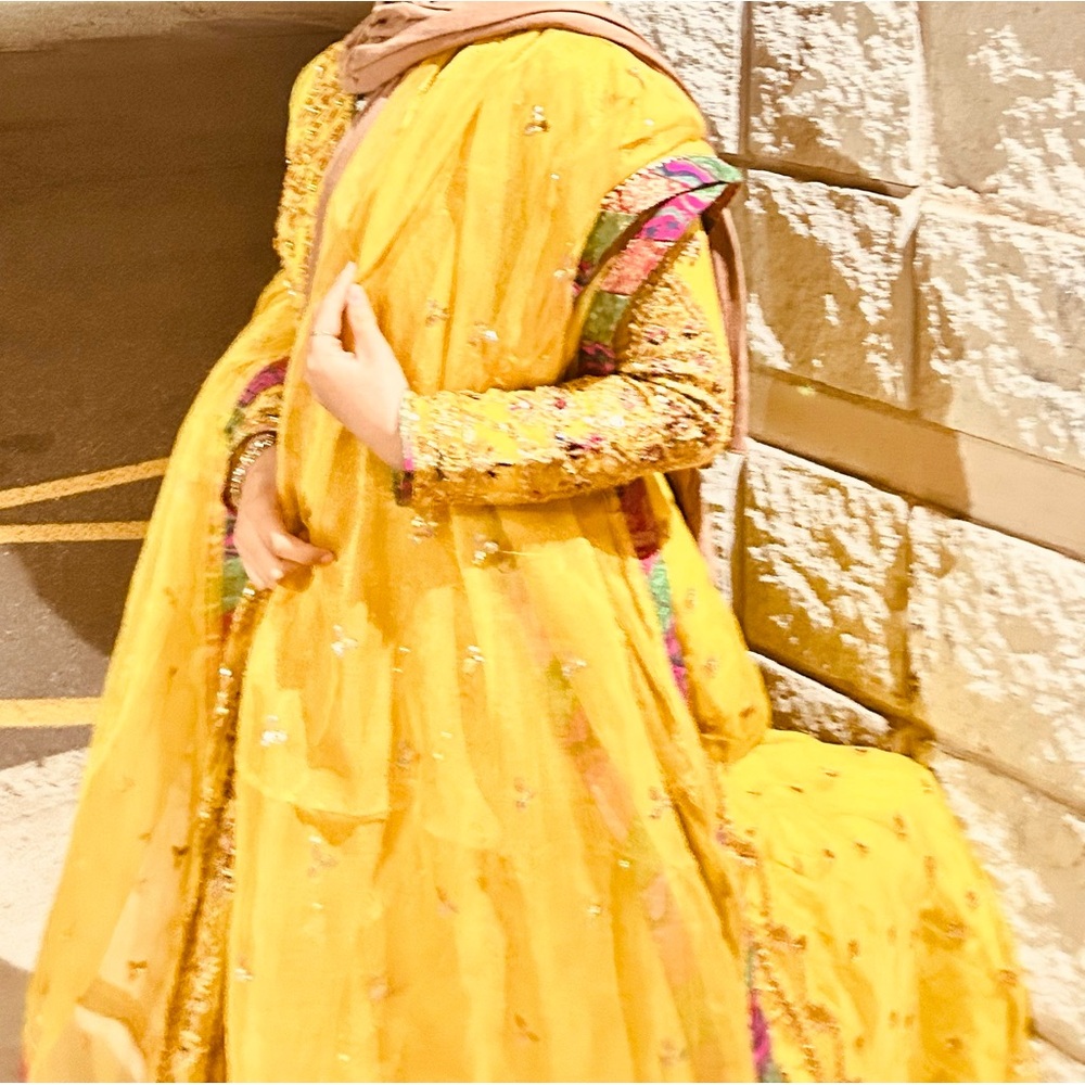 Maryam And Maria Authentic Pakistani Designer View 6